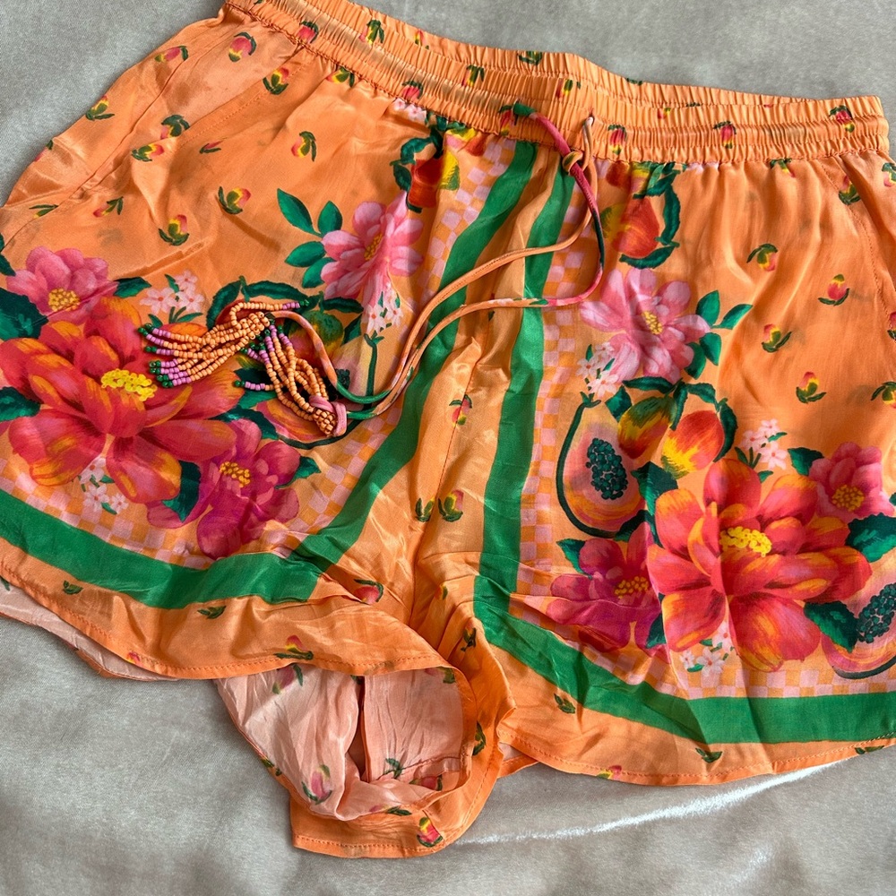 Farm Rio silk shorts - Picture 2 of 3
